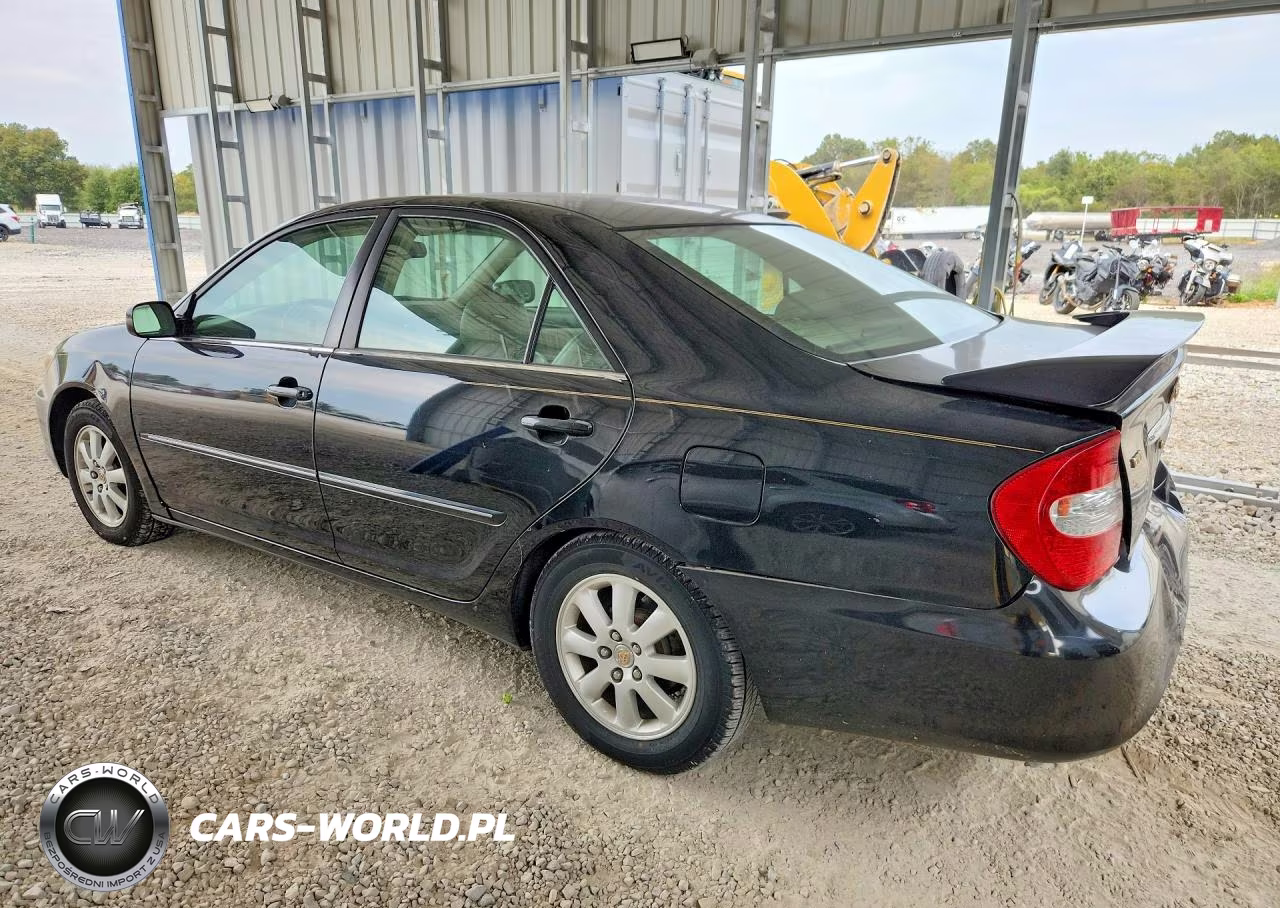 2002 Toyota Camry Xle V6 VIN:4T1BF32K82U032631 - 2