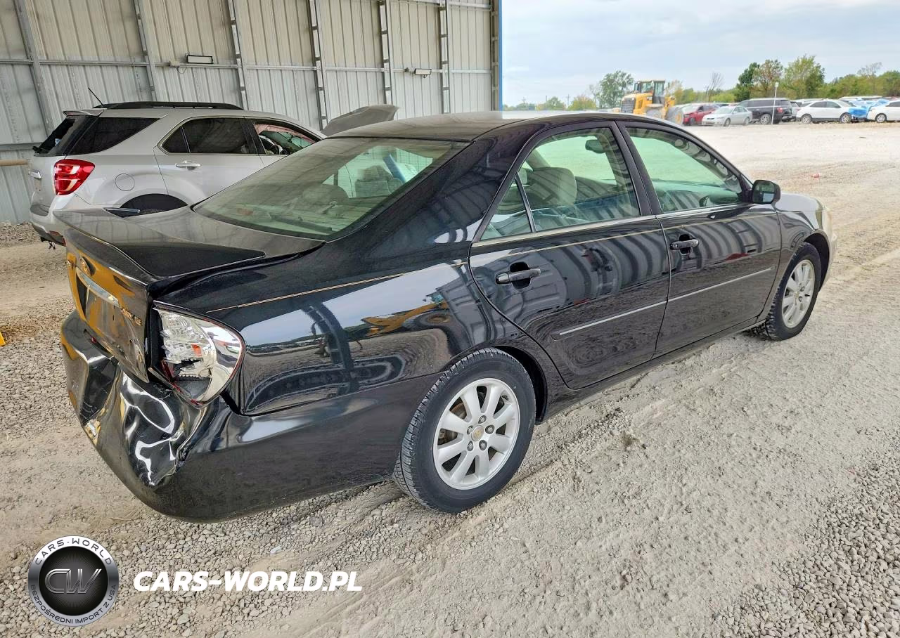 2002 Toyota Camry Xle V6 VIN:4T1BF32K82U032631 - 3