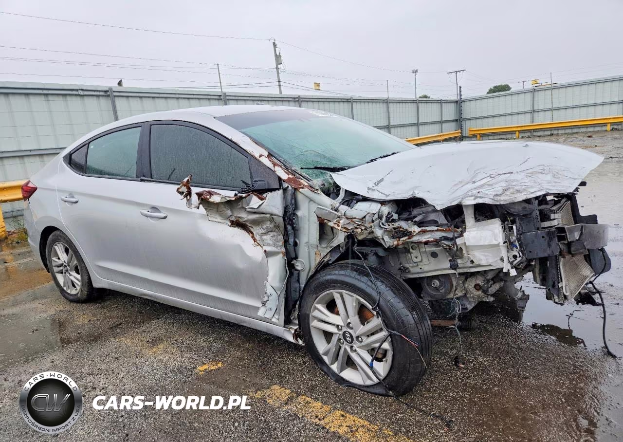2020 Hyundai Elantra Sel VIN:5NPD84LF2LH539308 - 4