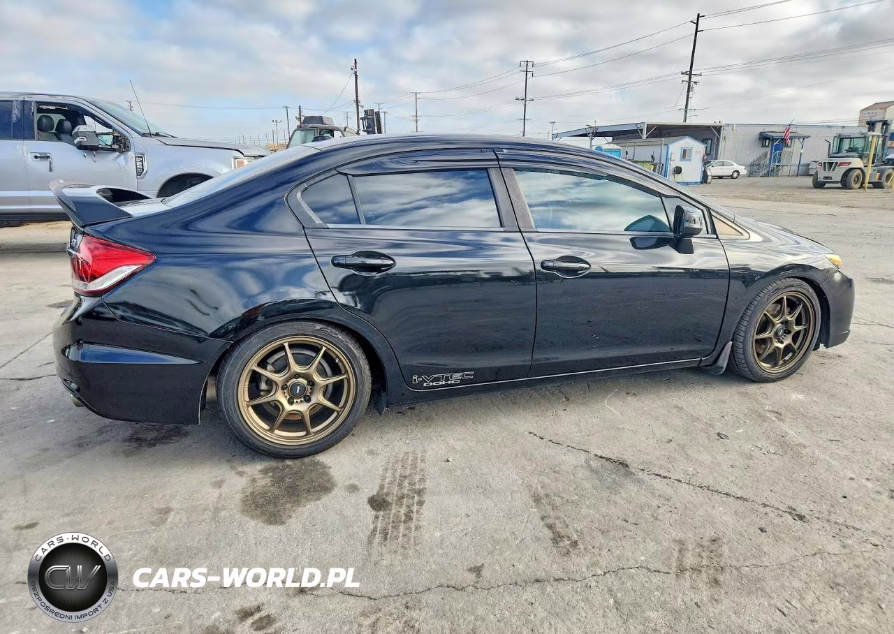 2013 Honda Civic Si VIN:2HGFB6E53DH707513 - 3