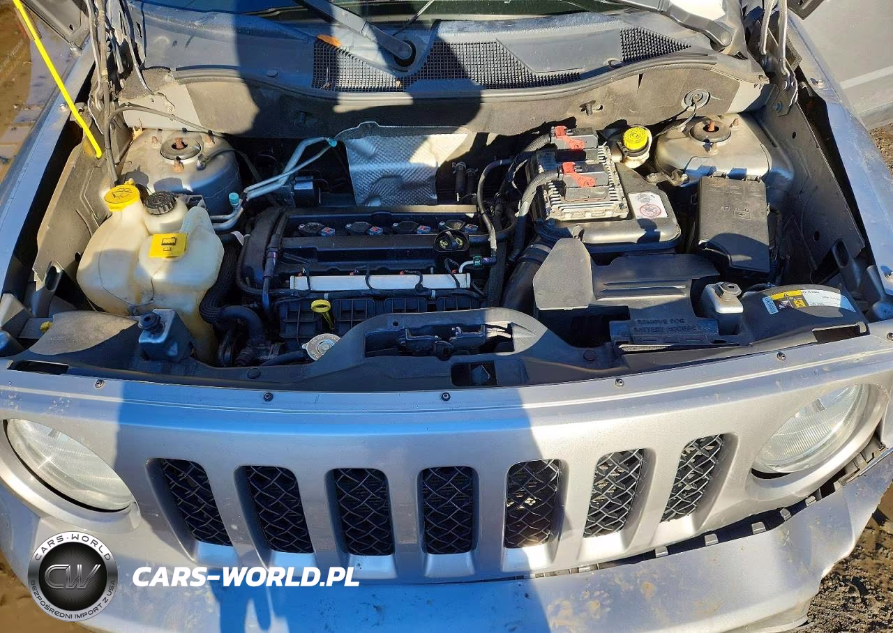 2015 Jeep Patriot Sport VIN:1C4NJPBA6FD284320 - 12