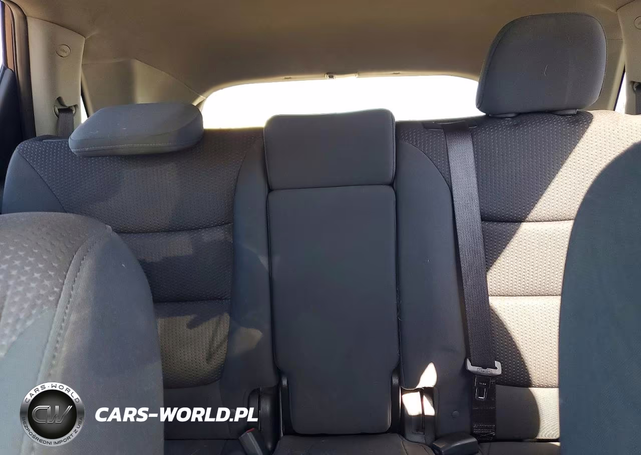 2011 Kia Sorento Lx VIN:5XYKTDA16BG039378 - 10