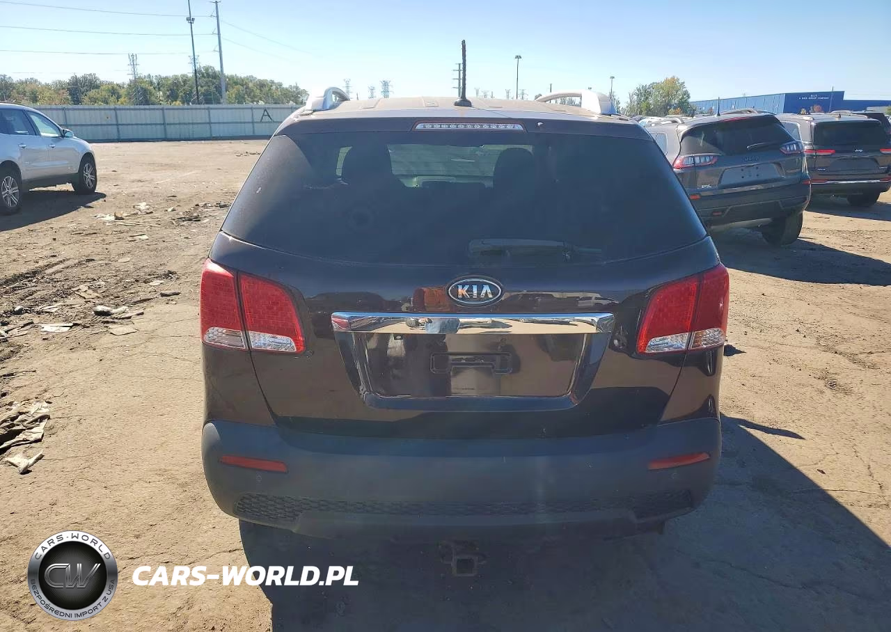 2011 Kia Sorento Lx VIN:5XYKTDA16BG039378 - 6
