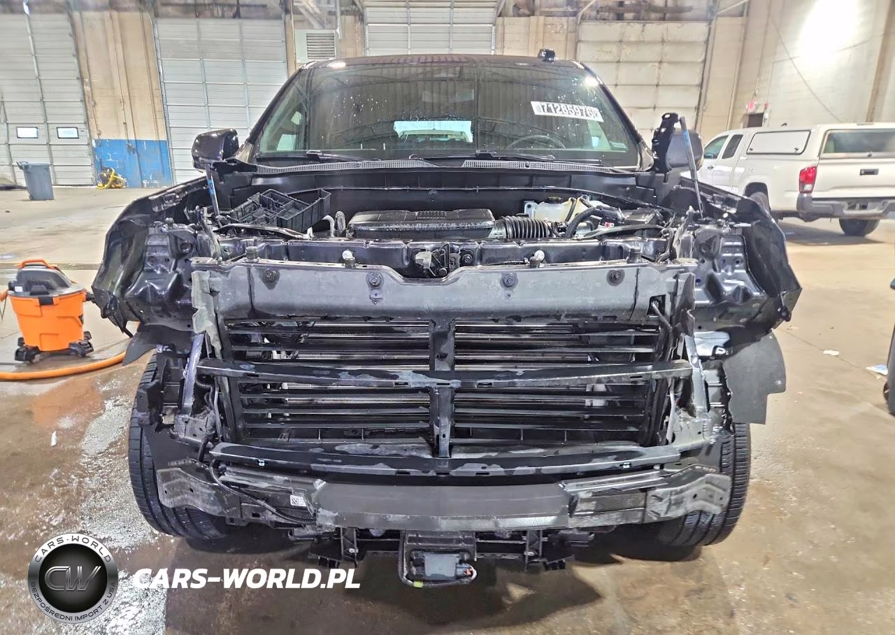 2025 Chevrolet Tahoe K1500 Lt VIN:1GNS6NRD9SR205932 - 5