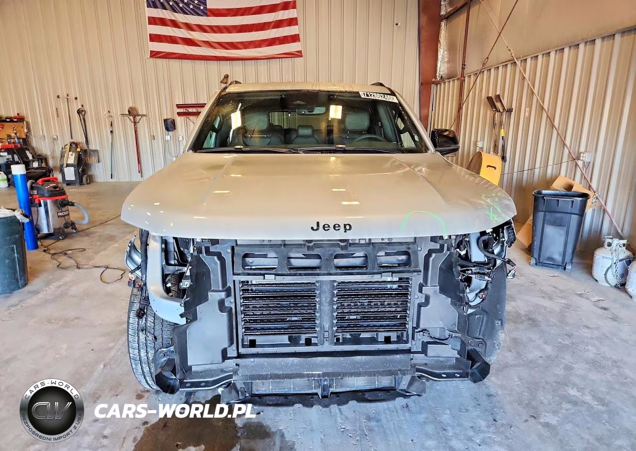 2026 Jeep Grand Wagoneer Limited VIN:1C4SJVBP3TS186753 - 5