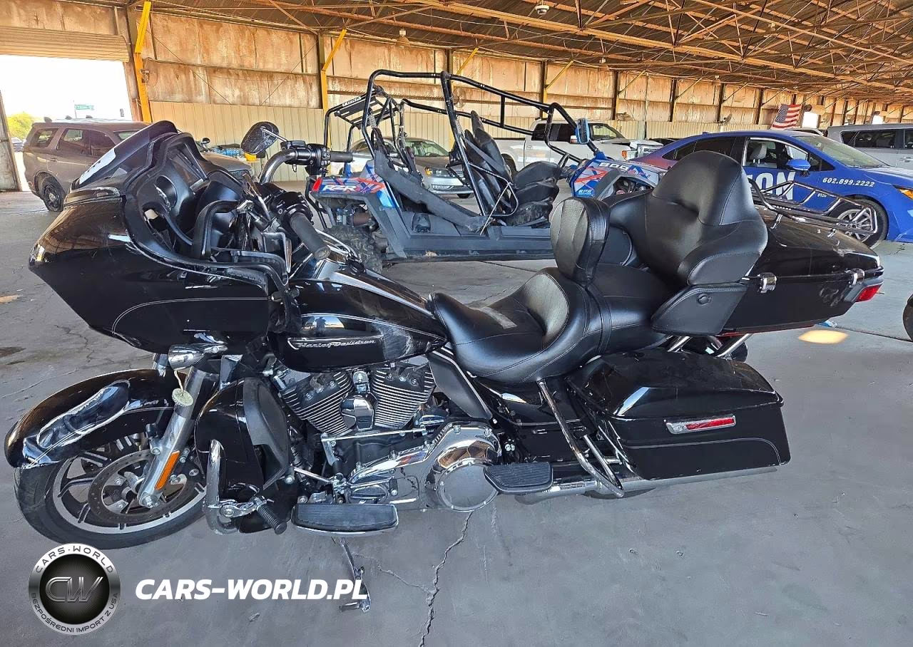 2016 Harley-Davidson Fltru VIN:1HD1KGL19GB689724 - 3