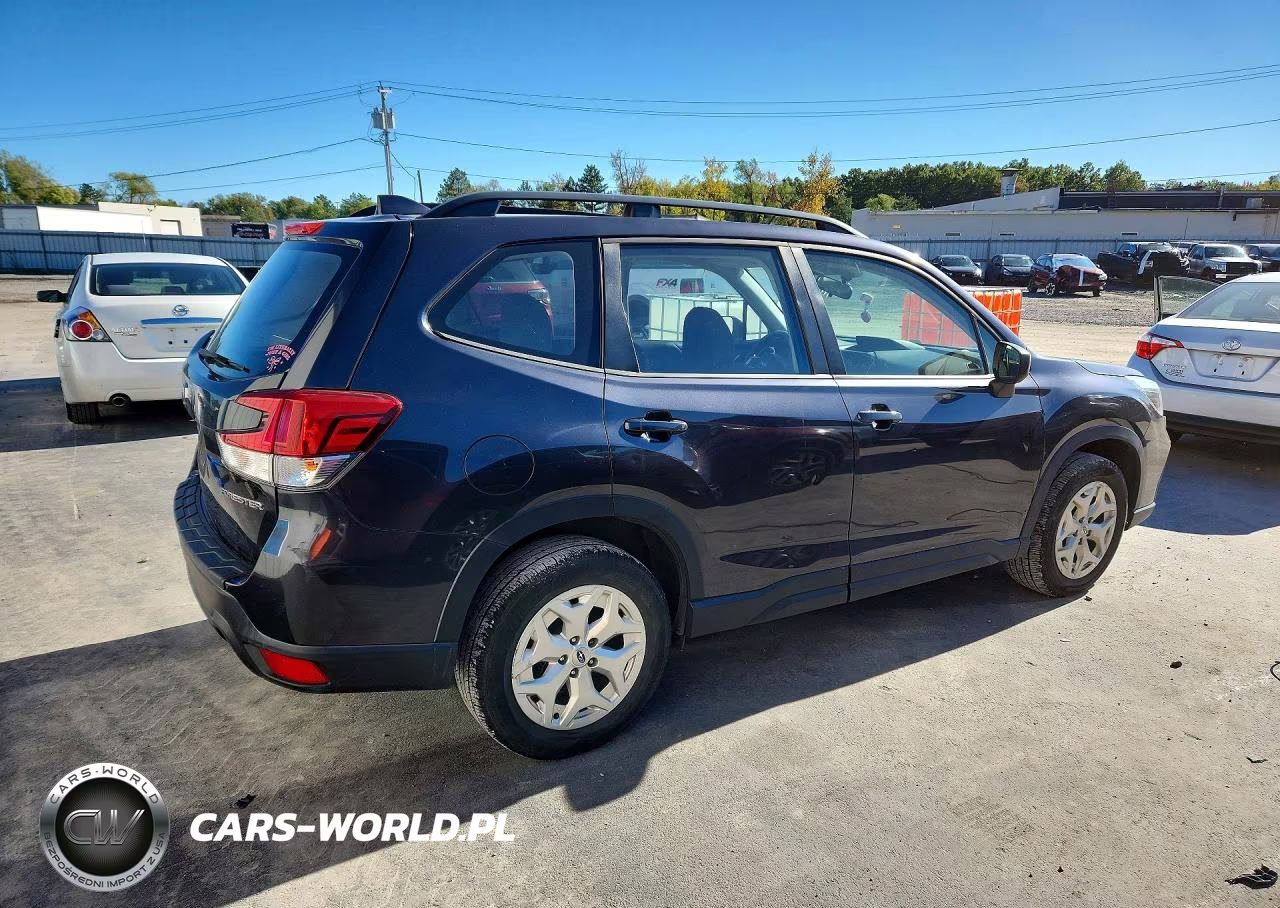 2019 Subaru Forester VIN:JF2SKACC7KH482597 - 3