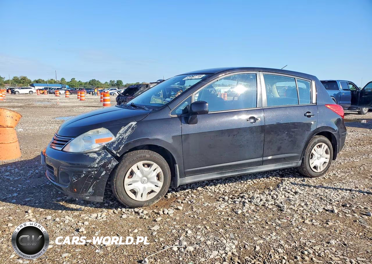 2011 Nissan Versa 1.8 S