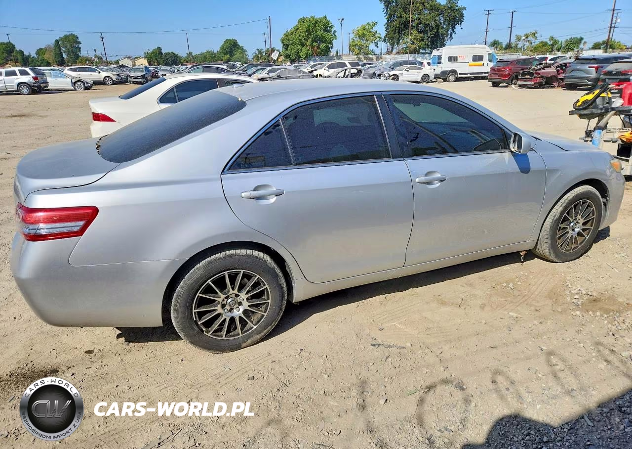 2011 Toyota Camry Le VIN:4T4BF3EK7BR096371 - 3