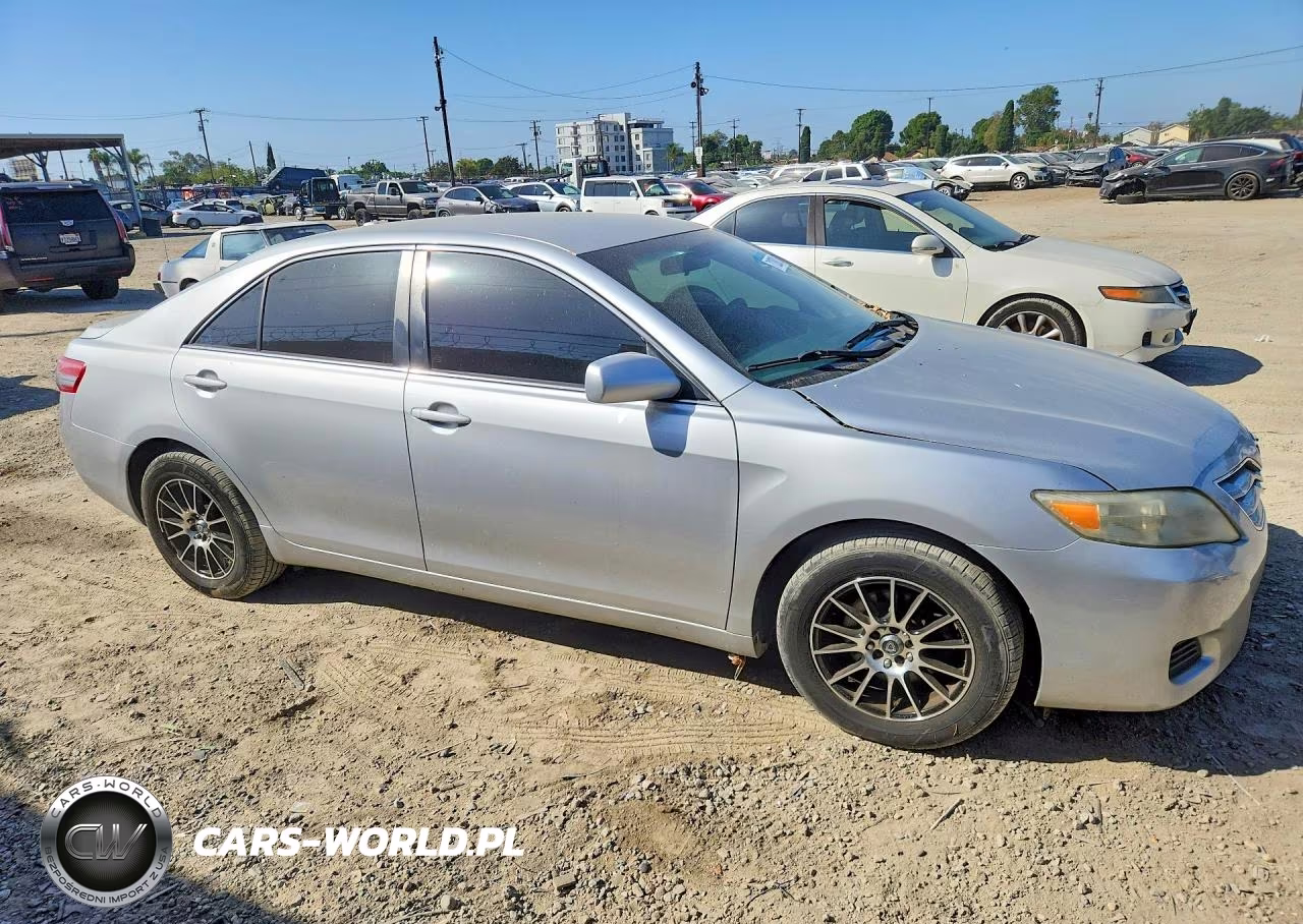 2011 Toyota Camry Le VIN:4T4BF3EK7BR096371 - 4