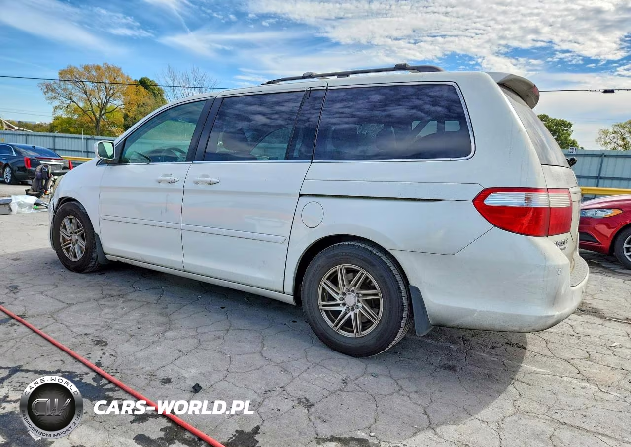2006 Honda Odyssey Touring VIN:5FNRL38816B011349 - 2