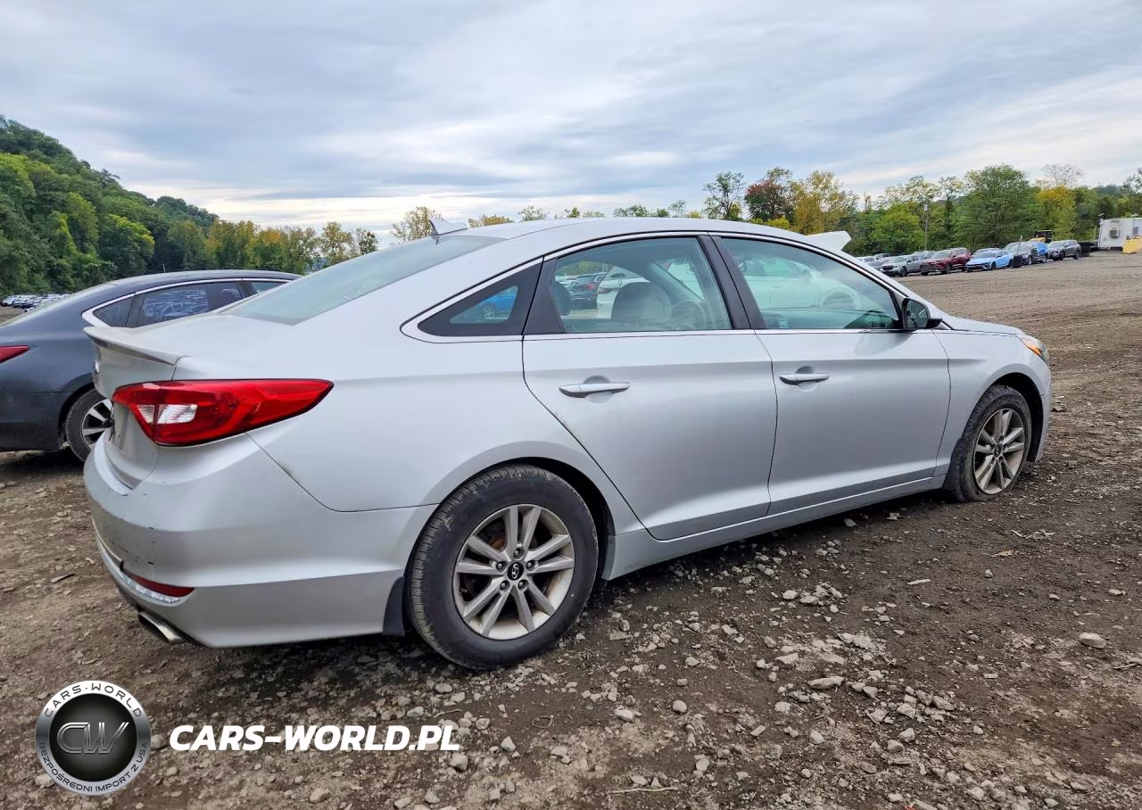 2015 Hyundai Sonata Se VIN:5NPE24AF5FH085665 - 3