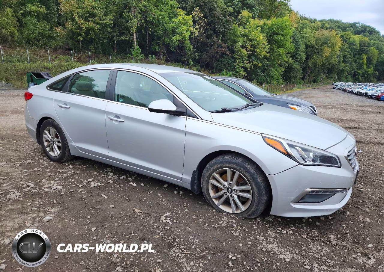 2015 Hyundai Sonata Se VIN:5NPE24AF5FH085665 - 4