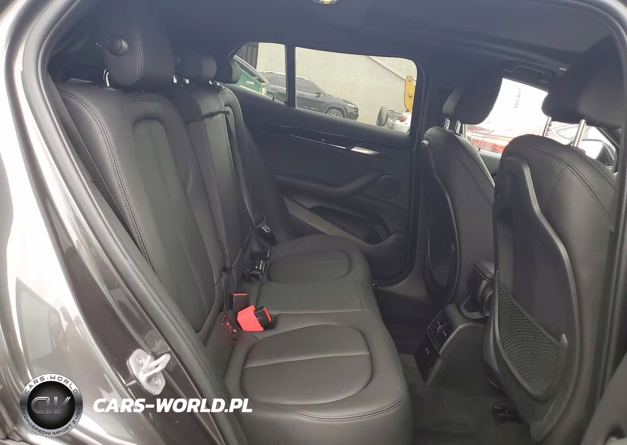 2020 BMW X2 xDrive28I VIN:WBXYJ1C07L5R51369 - 11