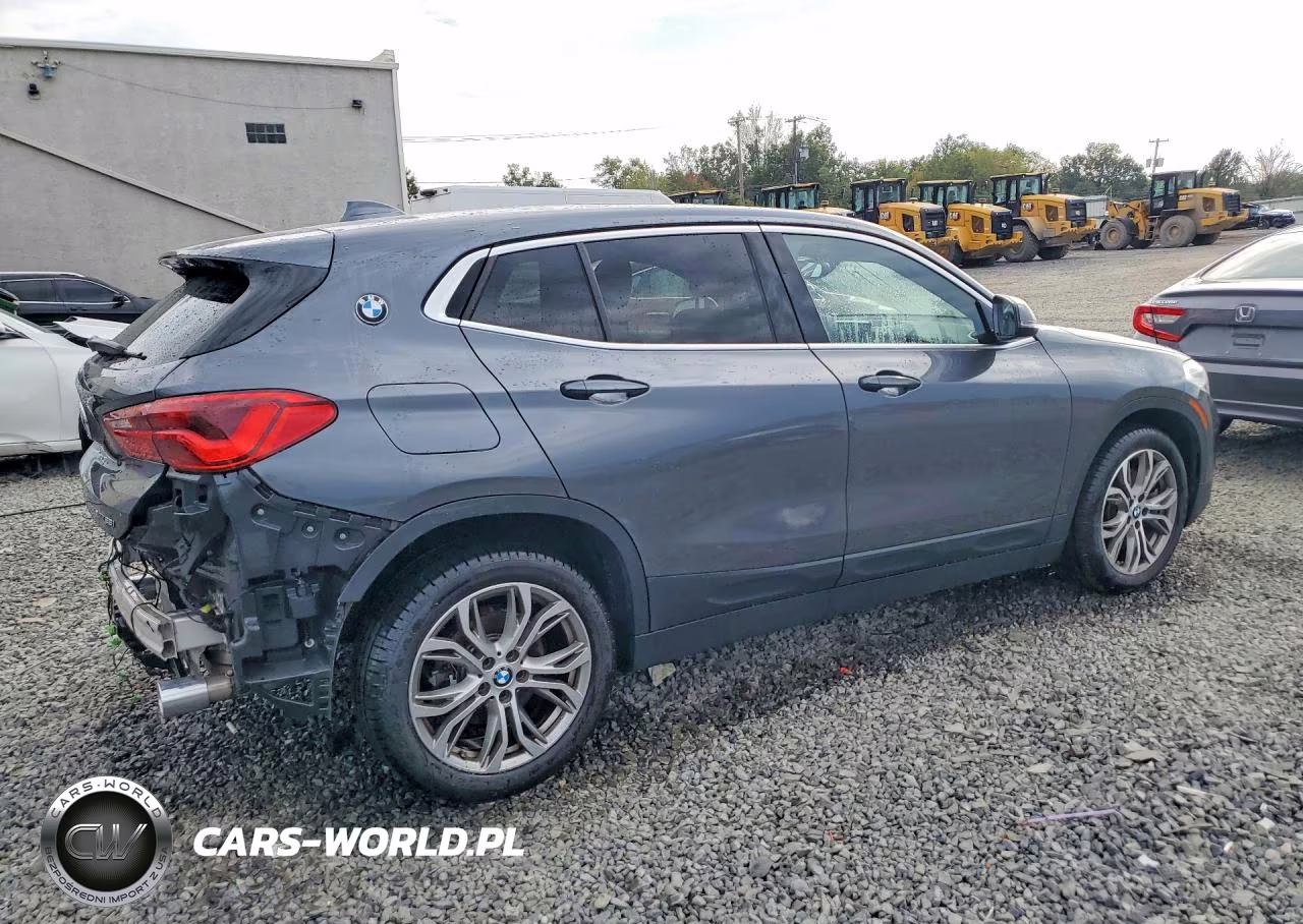 2020 BMW X2 xDrive28I VIN:WBXYJ1C07L5R51369 - 3