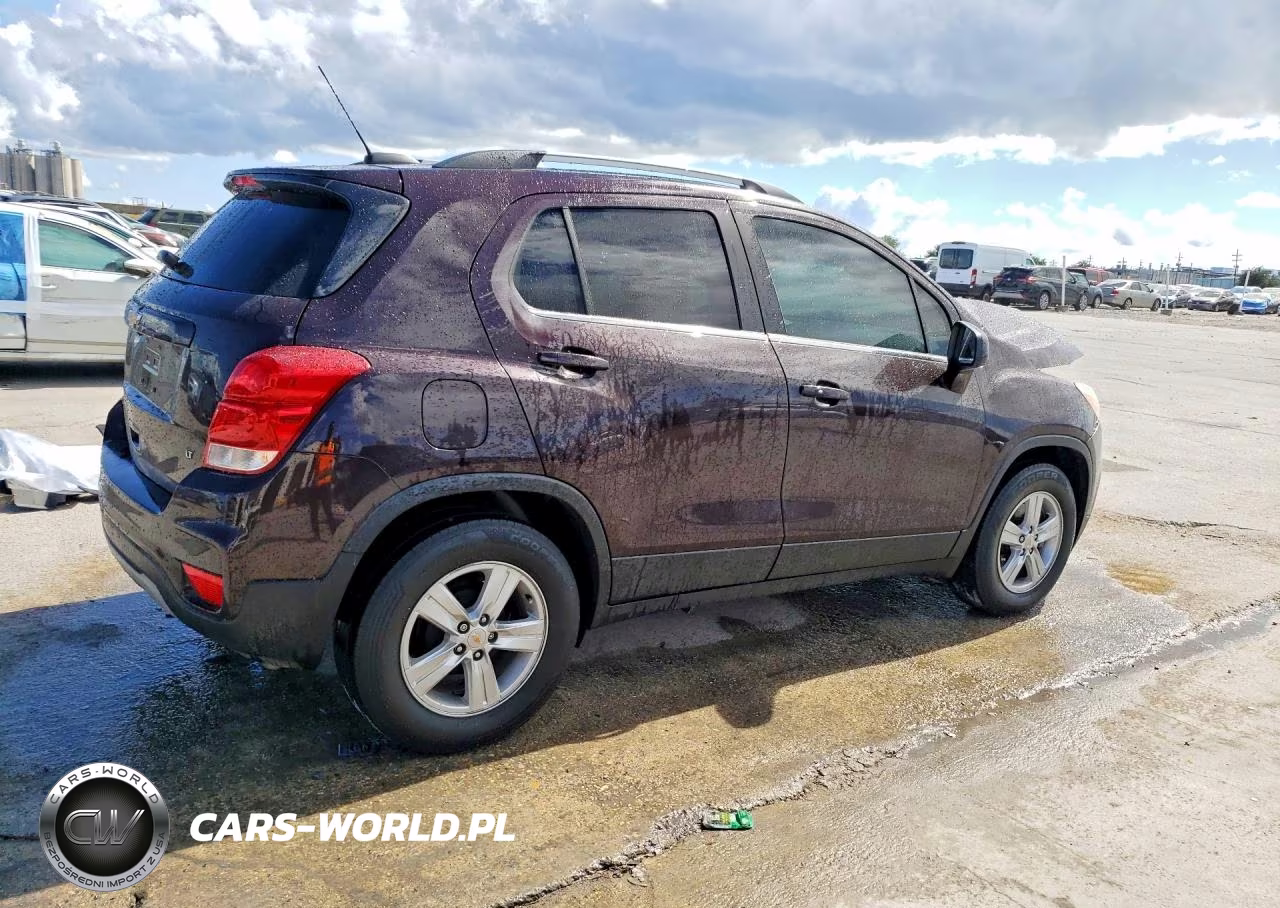2020 Chevrolet Trax 1Lt VIN:KL7CJLSB3LB334538 - 3