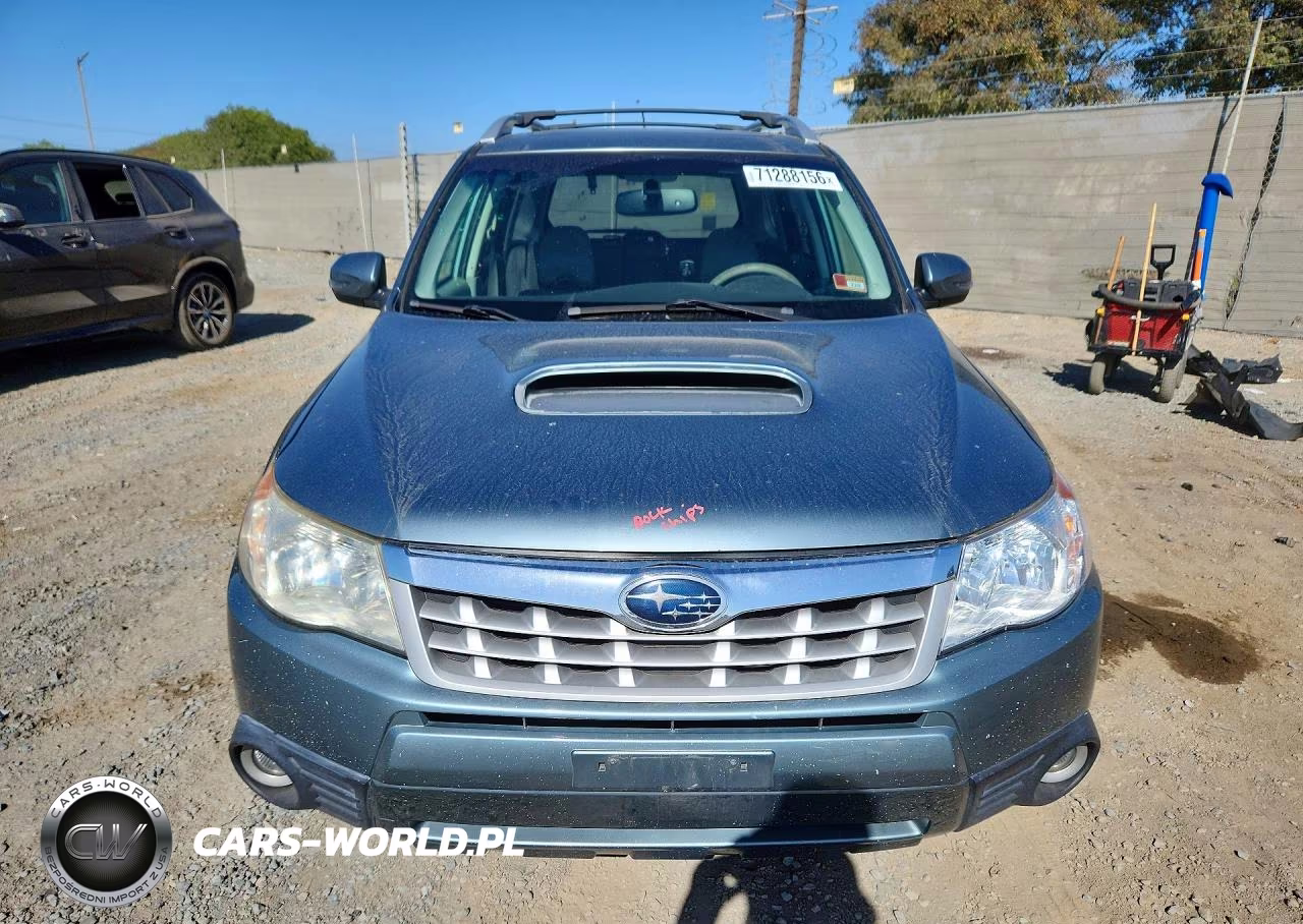 2013 Subaru Forester Touring VIN:JF2SHGGC2DH420863 - 5