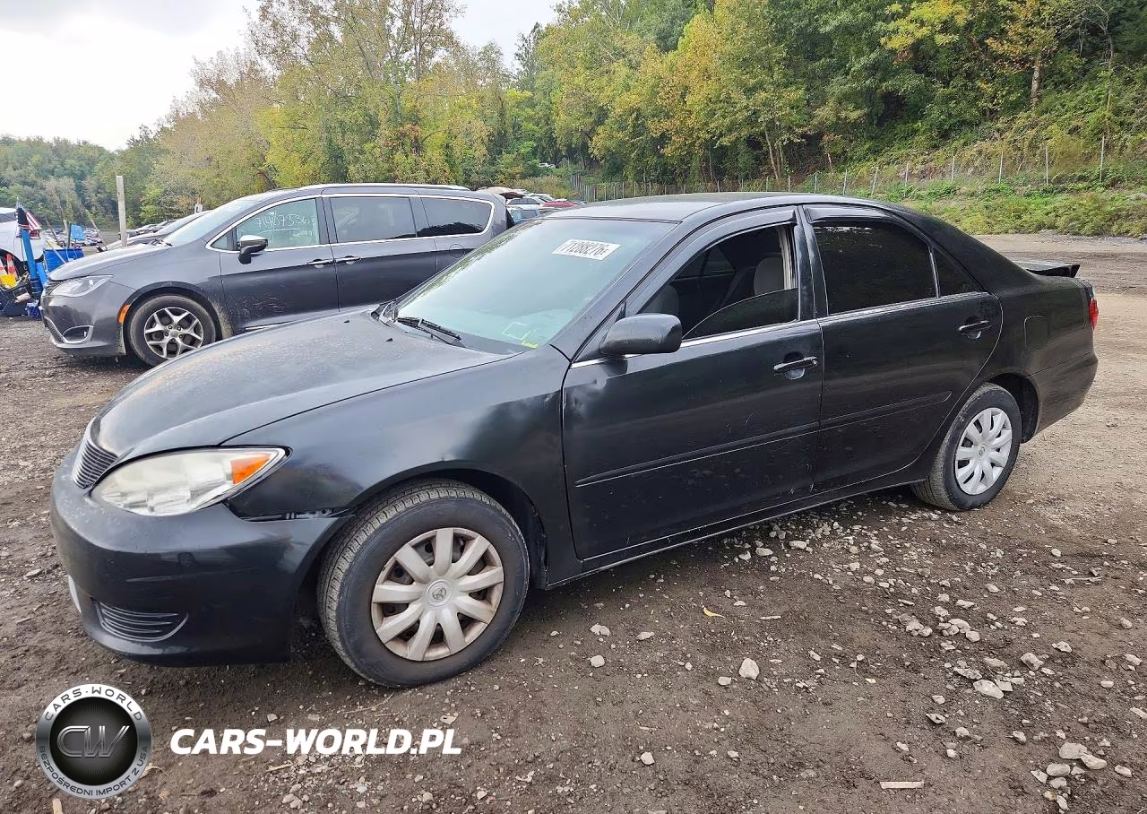 2005 Toyota Camry Standard