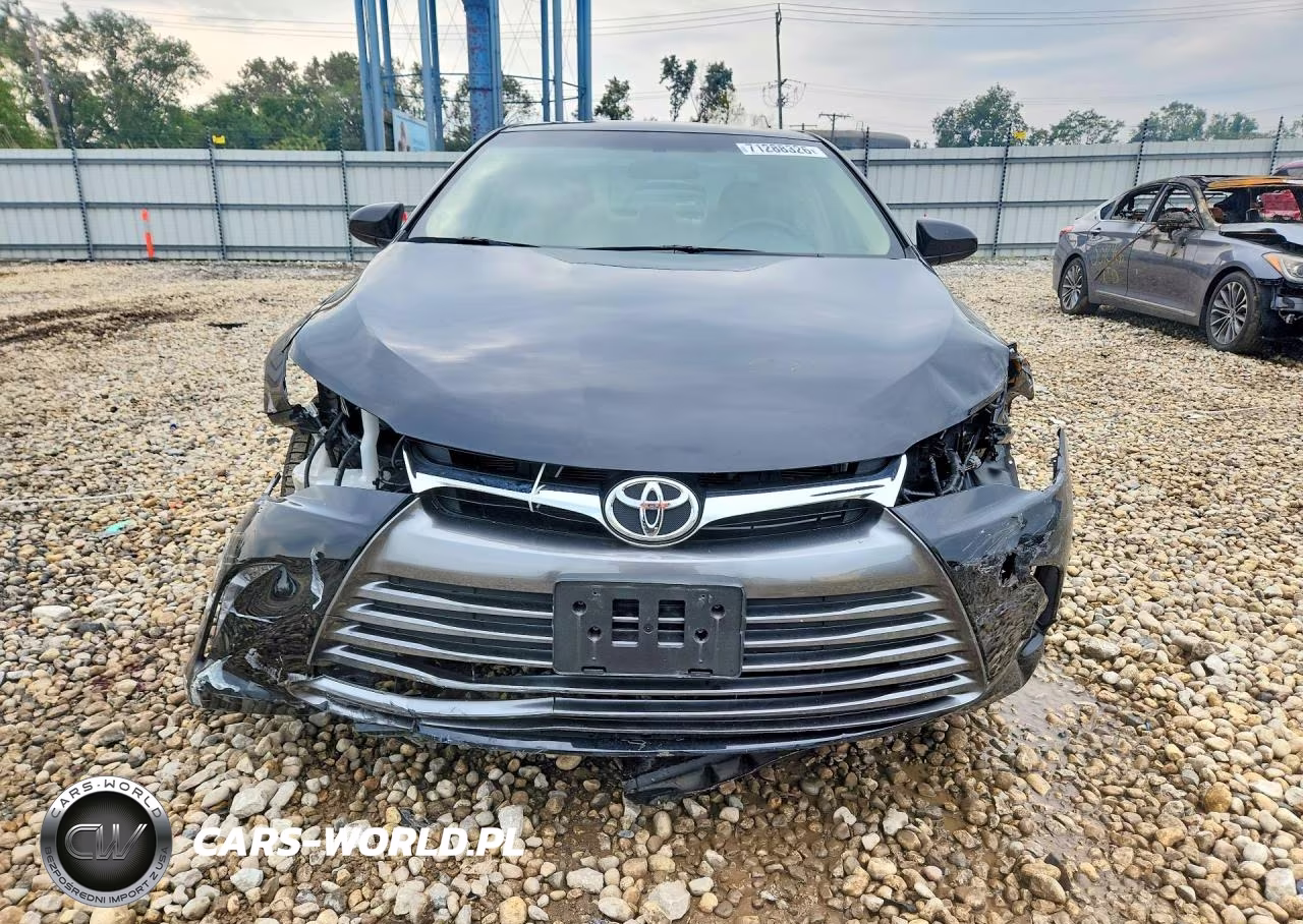 2017 Toyota Camry Le VIN:4T1BF1FK5HU373976 - 5