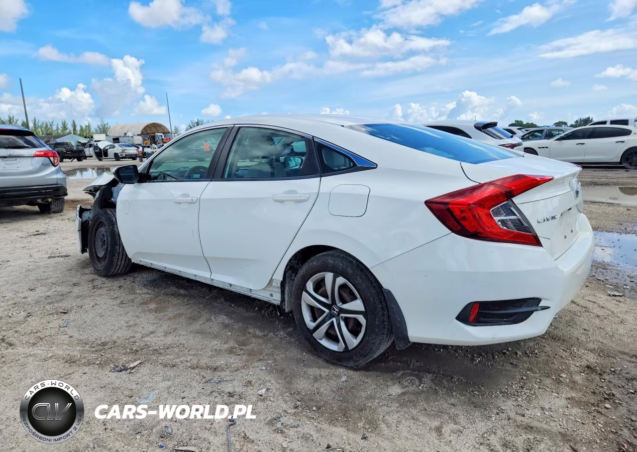 2018 Honda Civic VIN:19XFC2F58JE004256 - 2