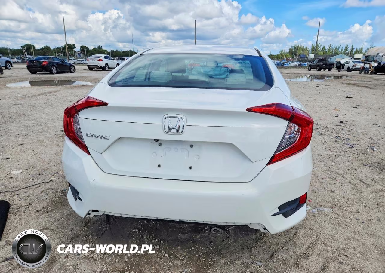 2018 Honda Civic VIN:19XFC2F58JE004256 - 6