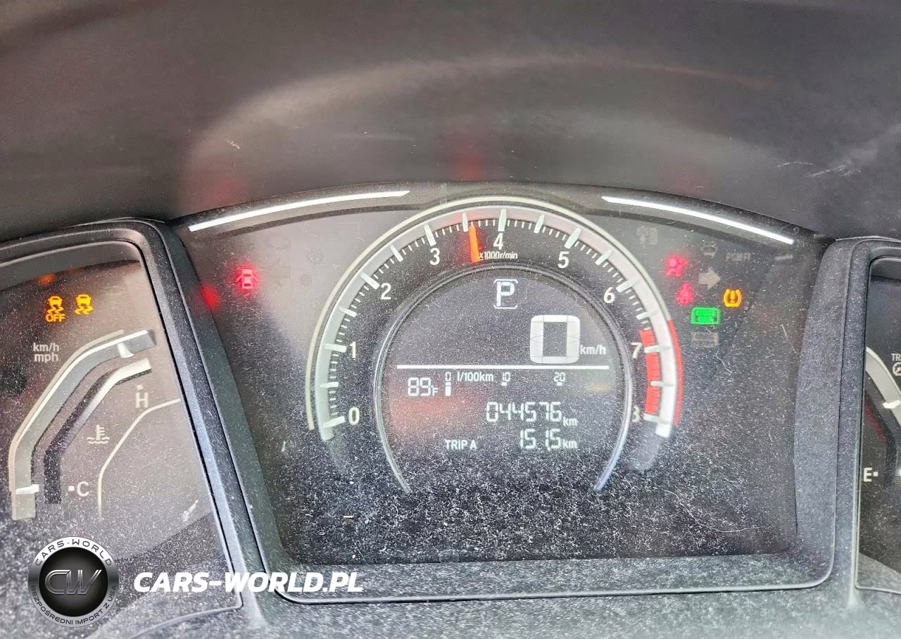 2018 Honda Civic VIN:19XFC2F58JE004256 - 9