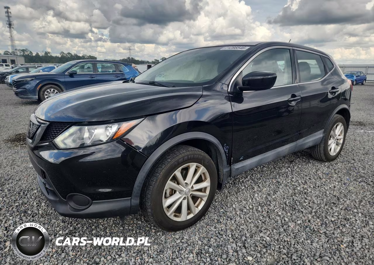 2018 Nissan Rogue Sport S – zdjęcie 1 z 13