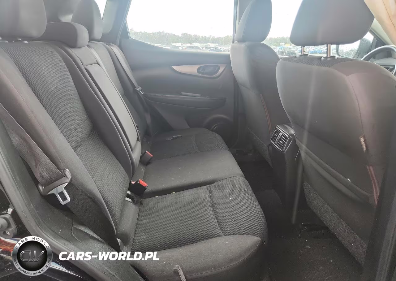 2018 Nissan Rogue Sport S VIN:JN1BJ1CP3JW163635 - 11