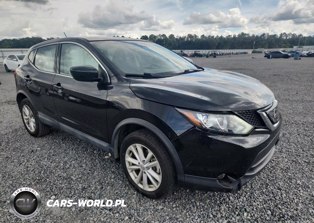 2018 Nissan Rogue Sport S VIN:JN1BJ1CP3JW163635 - 4