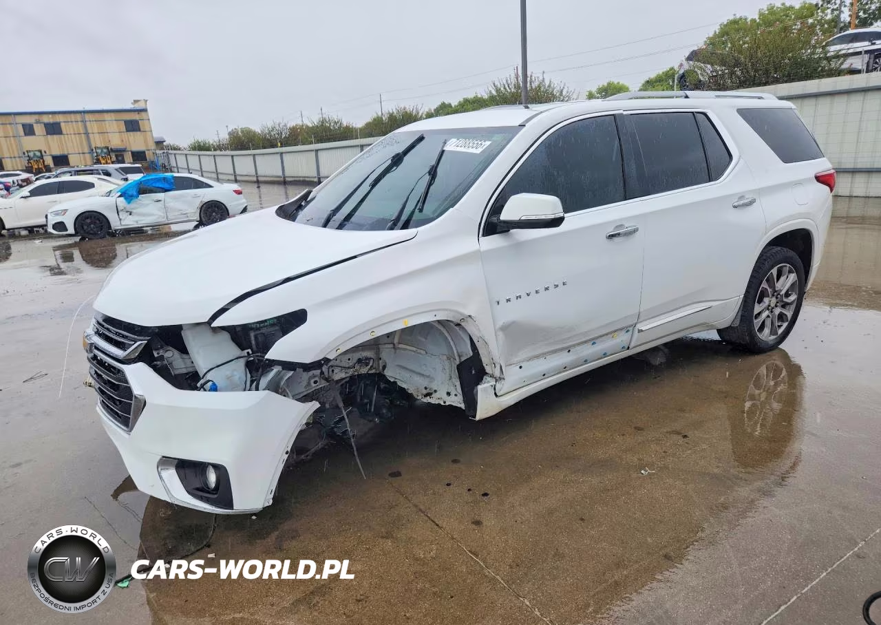 2018 Chevrolet Traverse Premier VIN:1GNERKKWXJJ127138 - 1