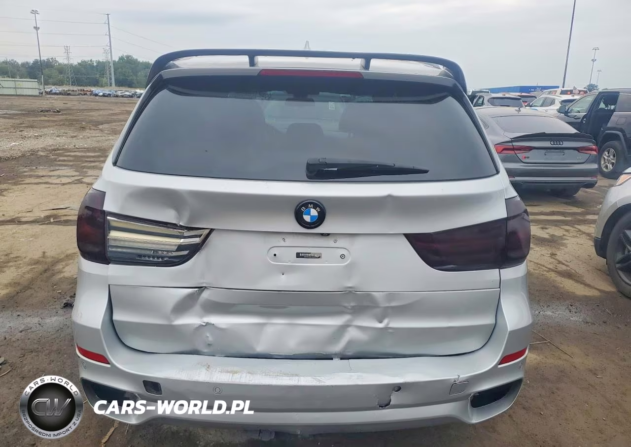2018 BMW X5 xDrive50I VIN:5UXKR6C56J0U15638 - 6