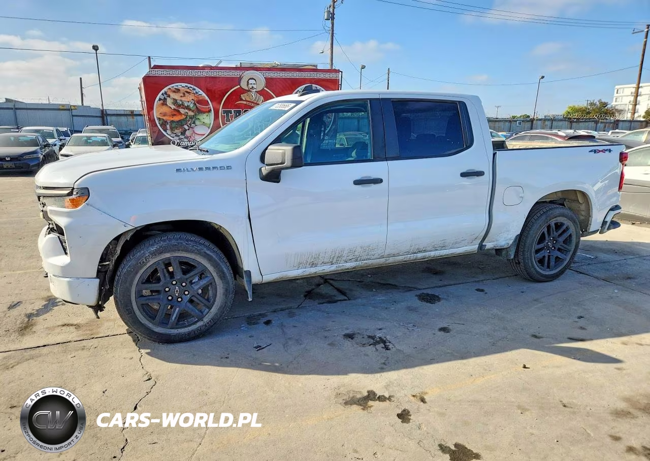 2023 Chevrolet Silverado K1500 Custom