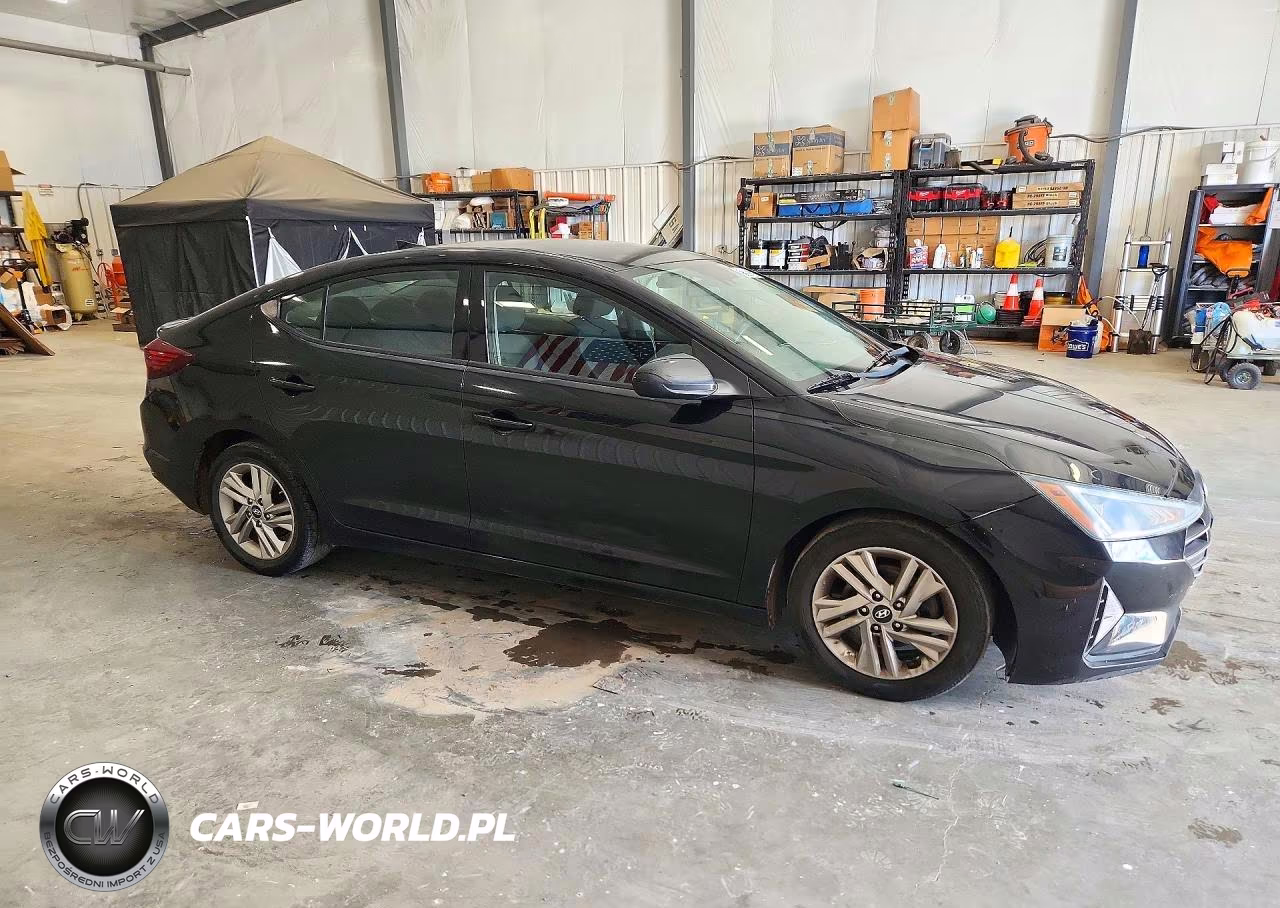 2020 Hyundai Elantra Sel VIN:5NPD84LF3LH524204 - 4