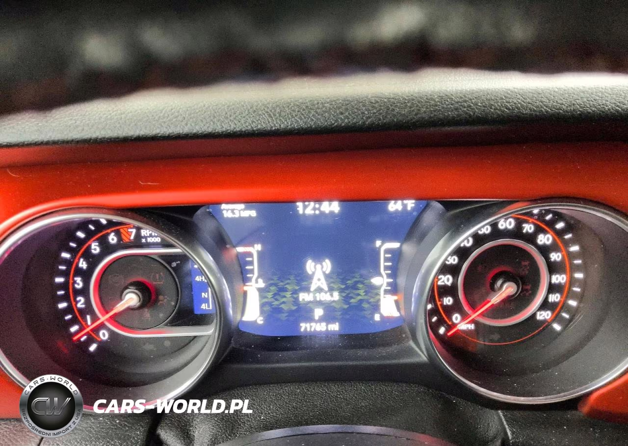 2020 Jeep Wrangler Unlimited Rubicon VIN:1C4HJXFG7LW171844 - 9