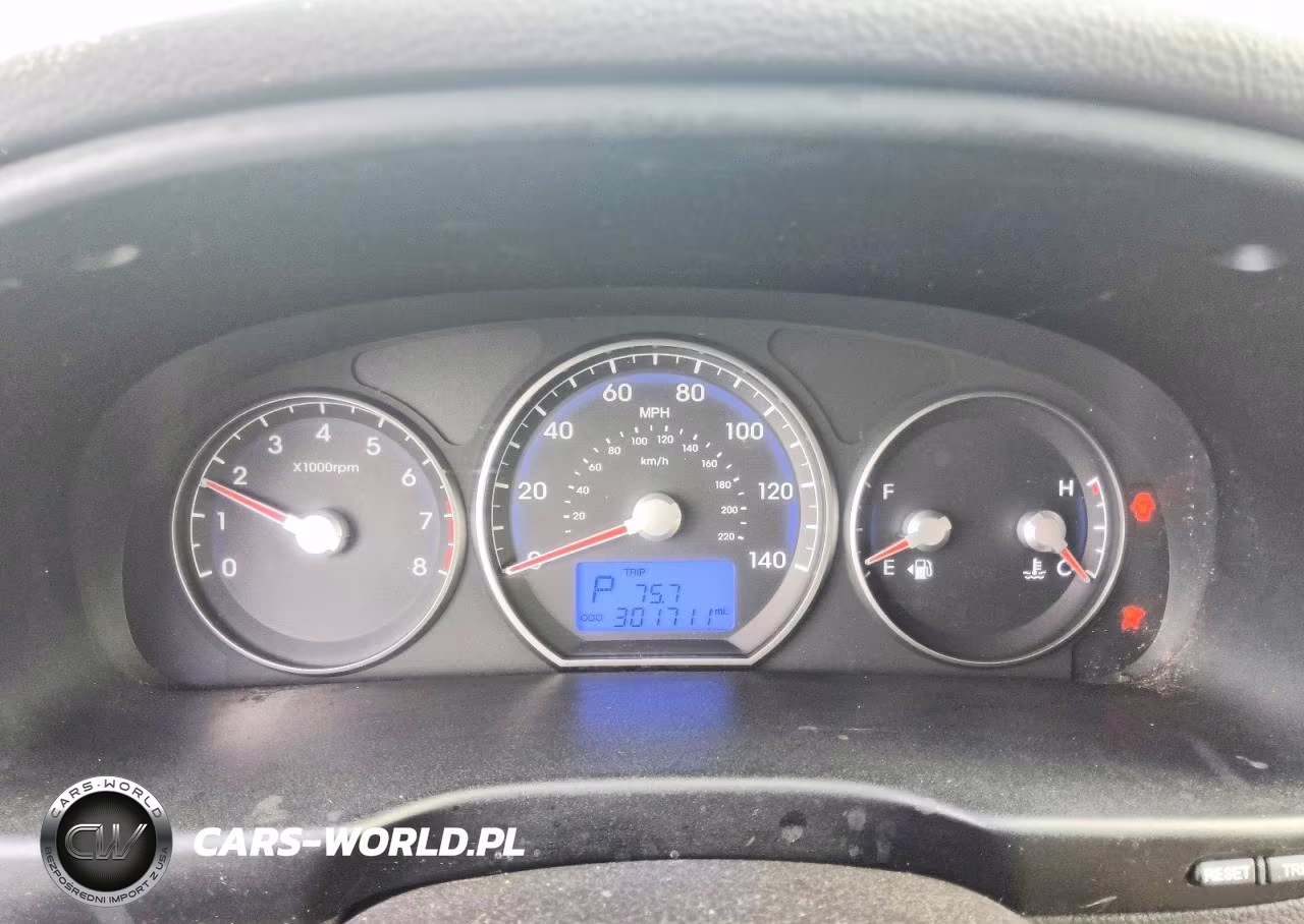 2012 Hyundai Santa Fe Gls VIN:5XYZG4AGXCG153490 - 9