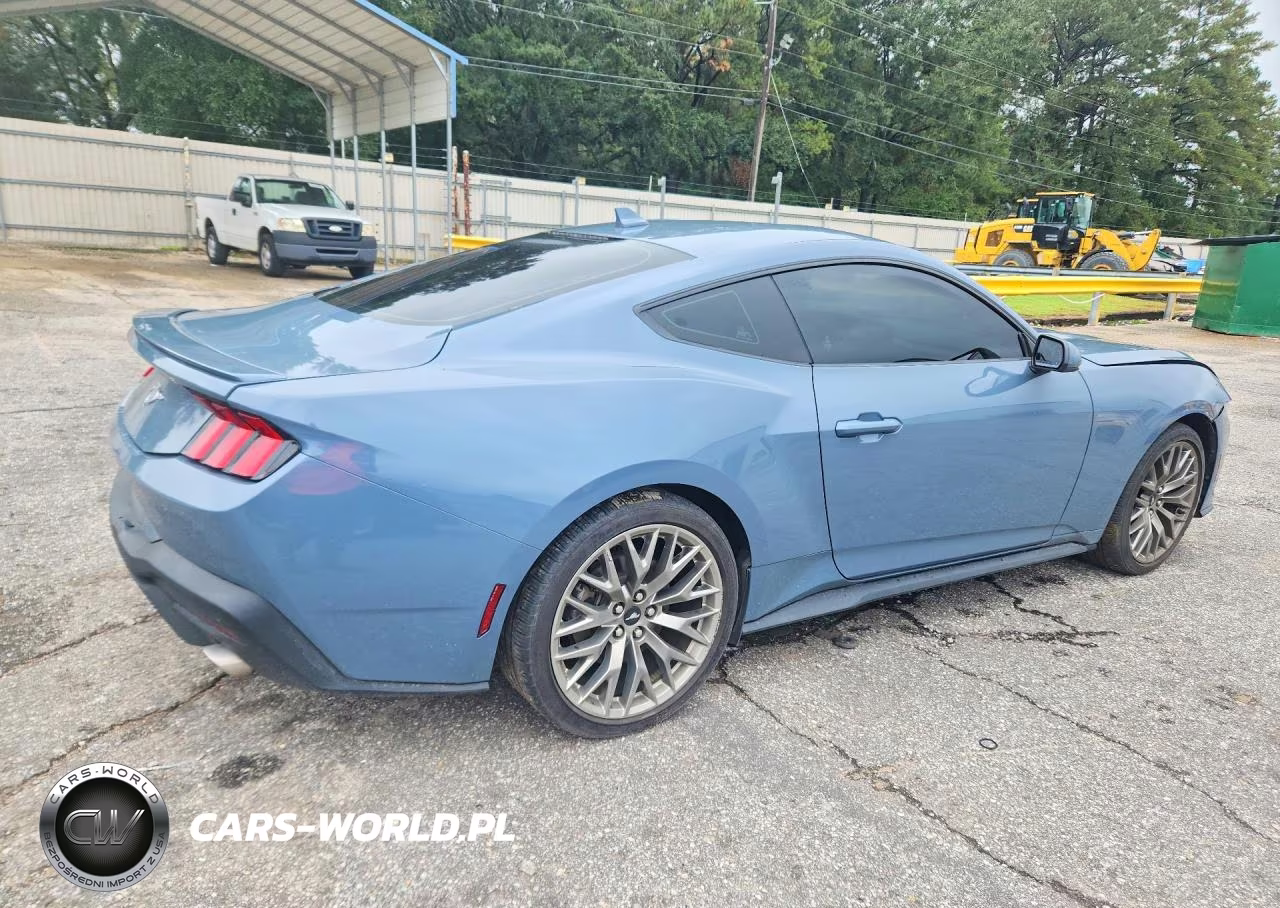 2024 Ford Mustang VIN:1FA6P8TH3R5126932 - 3
