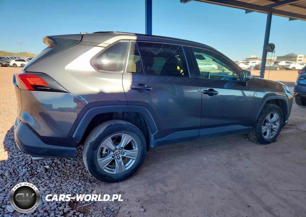 2024 Toyota Rav4 Xle VIN:2T3W1RFV2RW322078 - 3