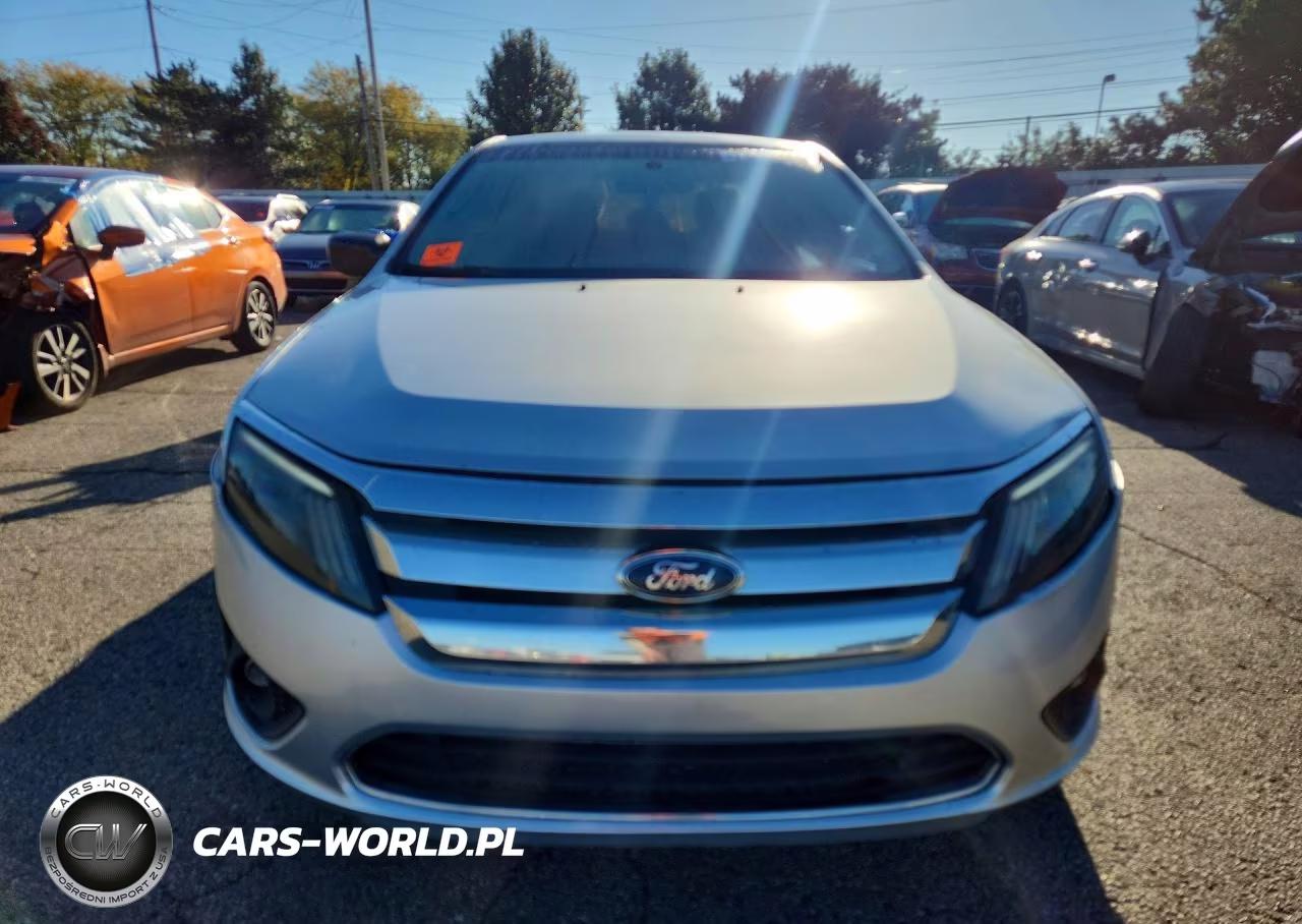 2012 Ford Fusion S VIN:3FAHP0GA2CR201325 - 5