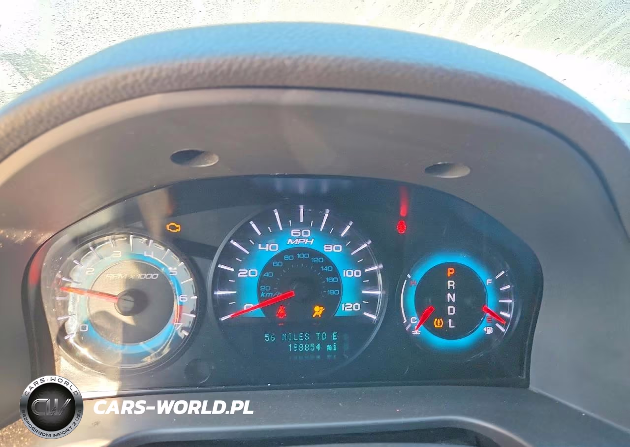 2012 Ford Fusion S VIN:3FAHP0GA2CR201325 - 9