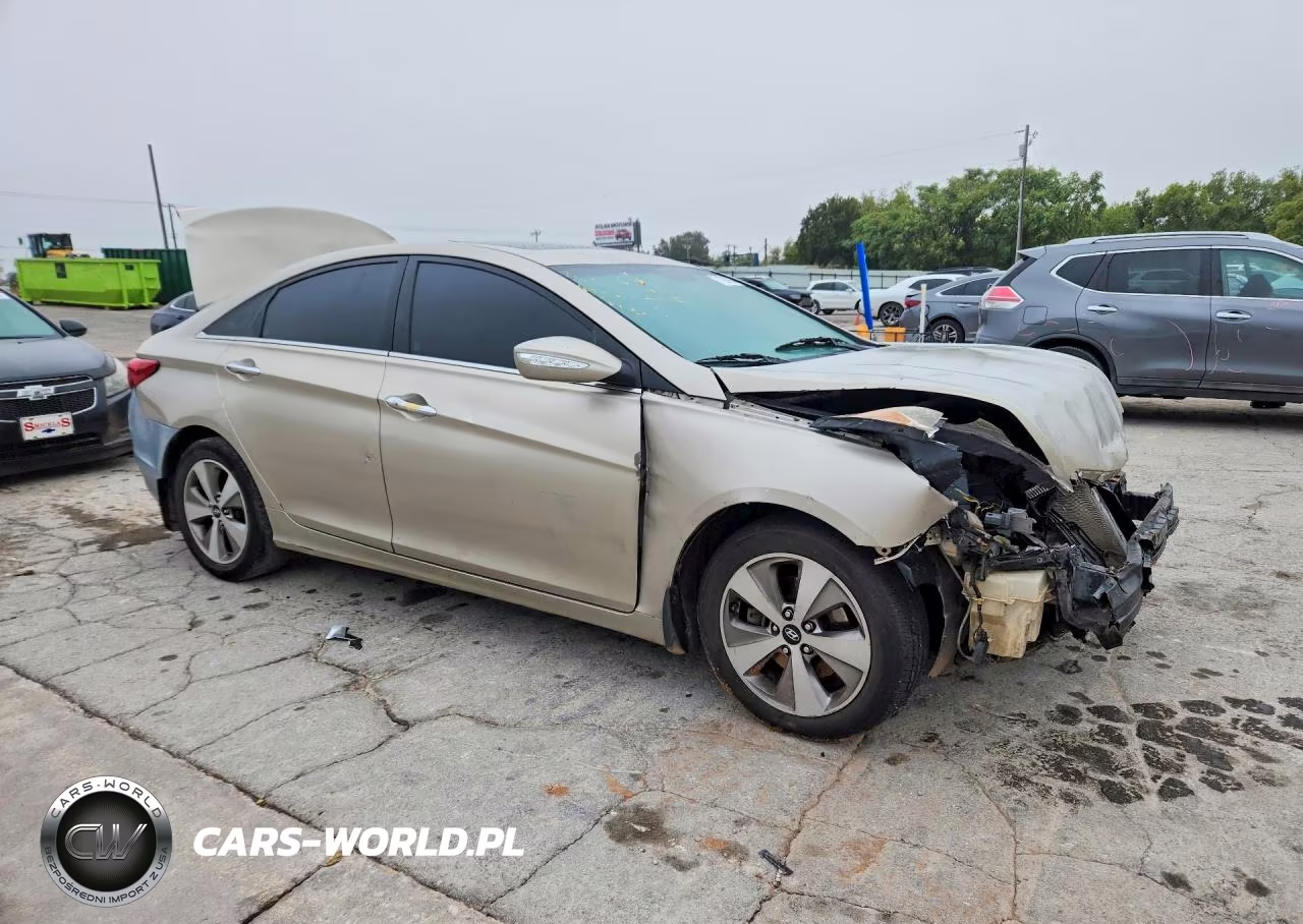 2011 Hyundai Sonata Limited VIN:5NPEC4AC0BH048066 - 4