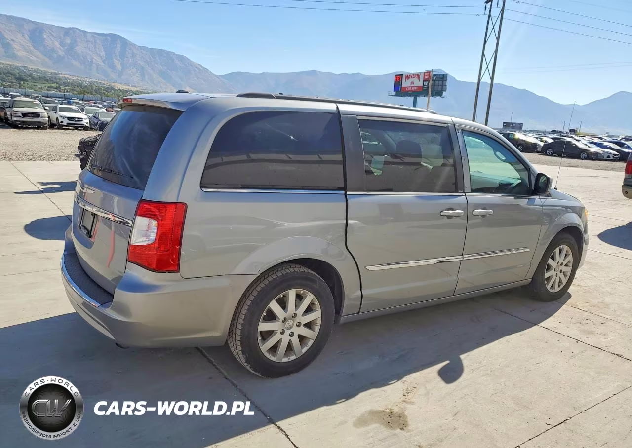 2014 Chrysler Town & Country Touring VIN:2C4RC1BG9ER126191 - 3