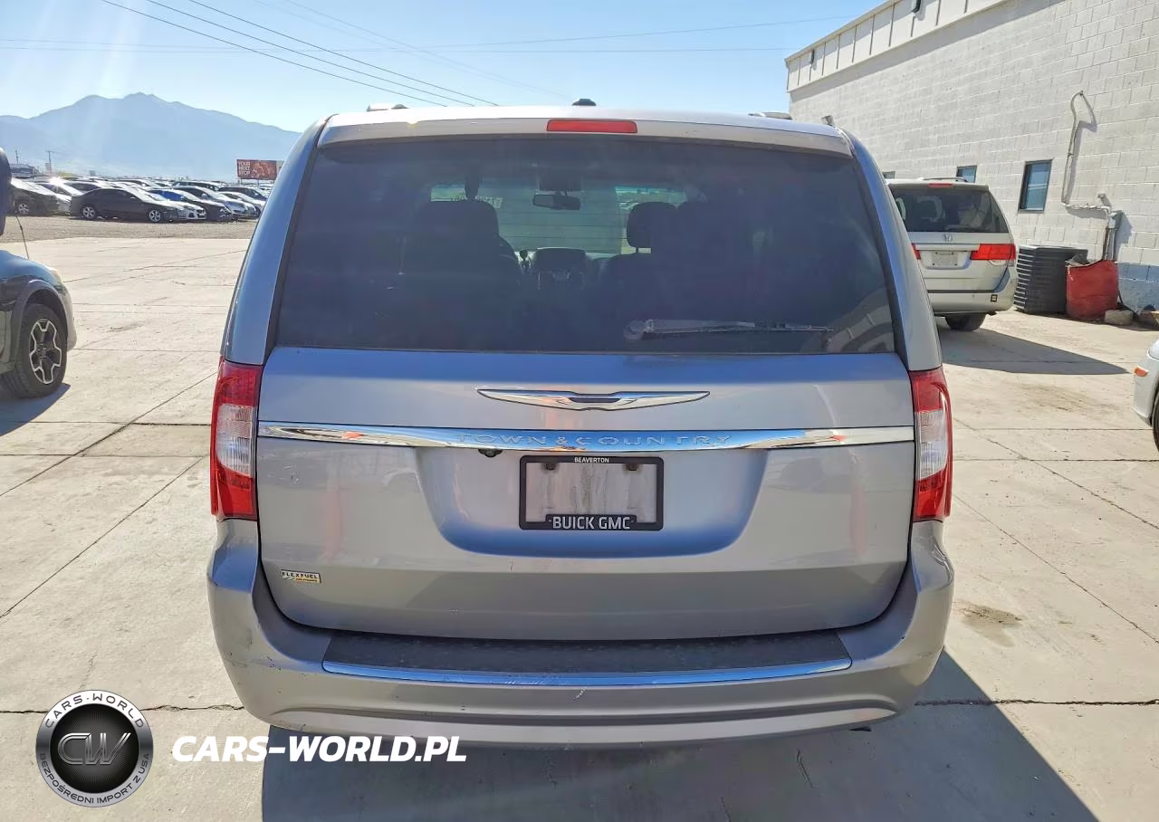 2014 Chrysler Town & Country Touring VIN:2C4RC1BG9ER126191 - 6