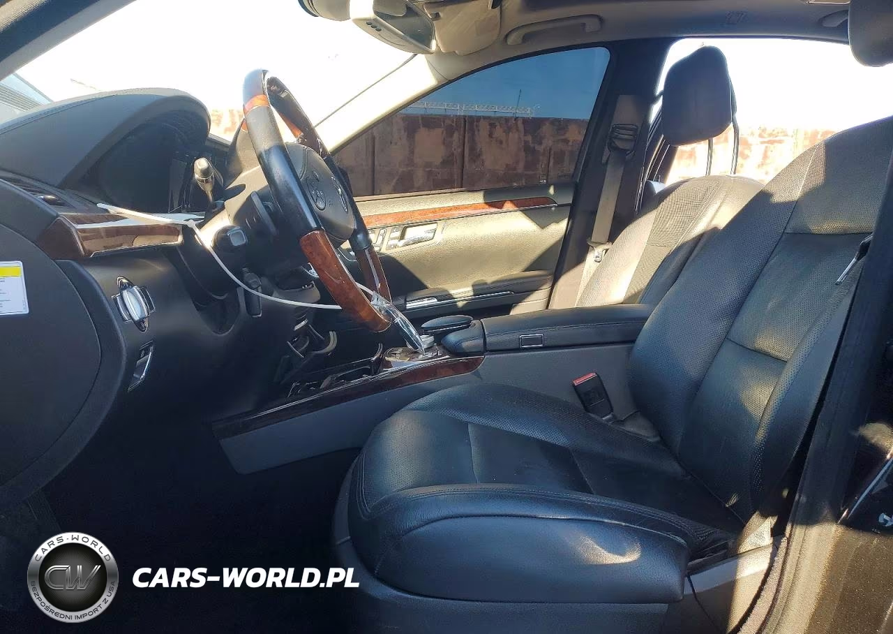 2010 Mercedes-Benz S 400 VIN:WDDNG9FB2AA313292 - 7