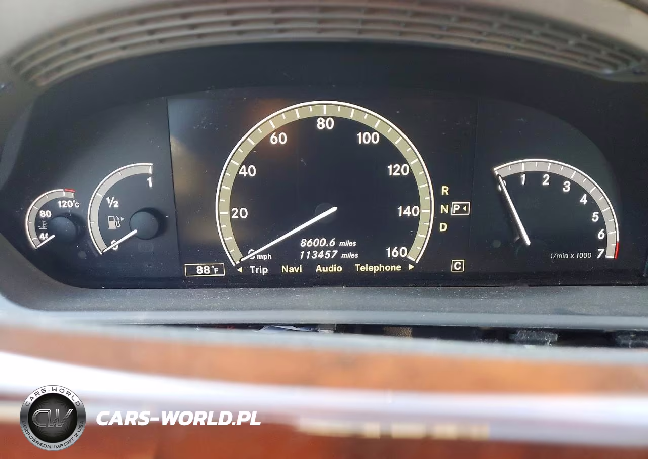 2010 Mercedes-Benz S 400 VIN:WDDNG9FB2AA313292 - 9