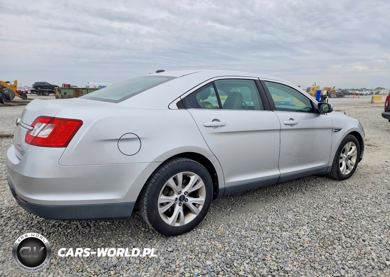 2010 Ford Taurus Sel VIN:1FAHP2EW7AG103373 - 3