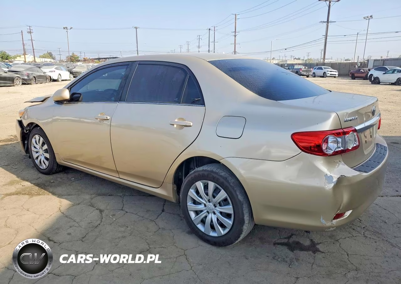 2013 Toyota Corolla Le VIN:5YFBU4EE2DP208093 - 2