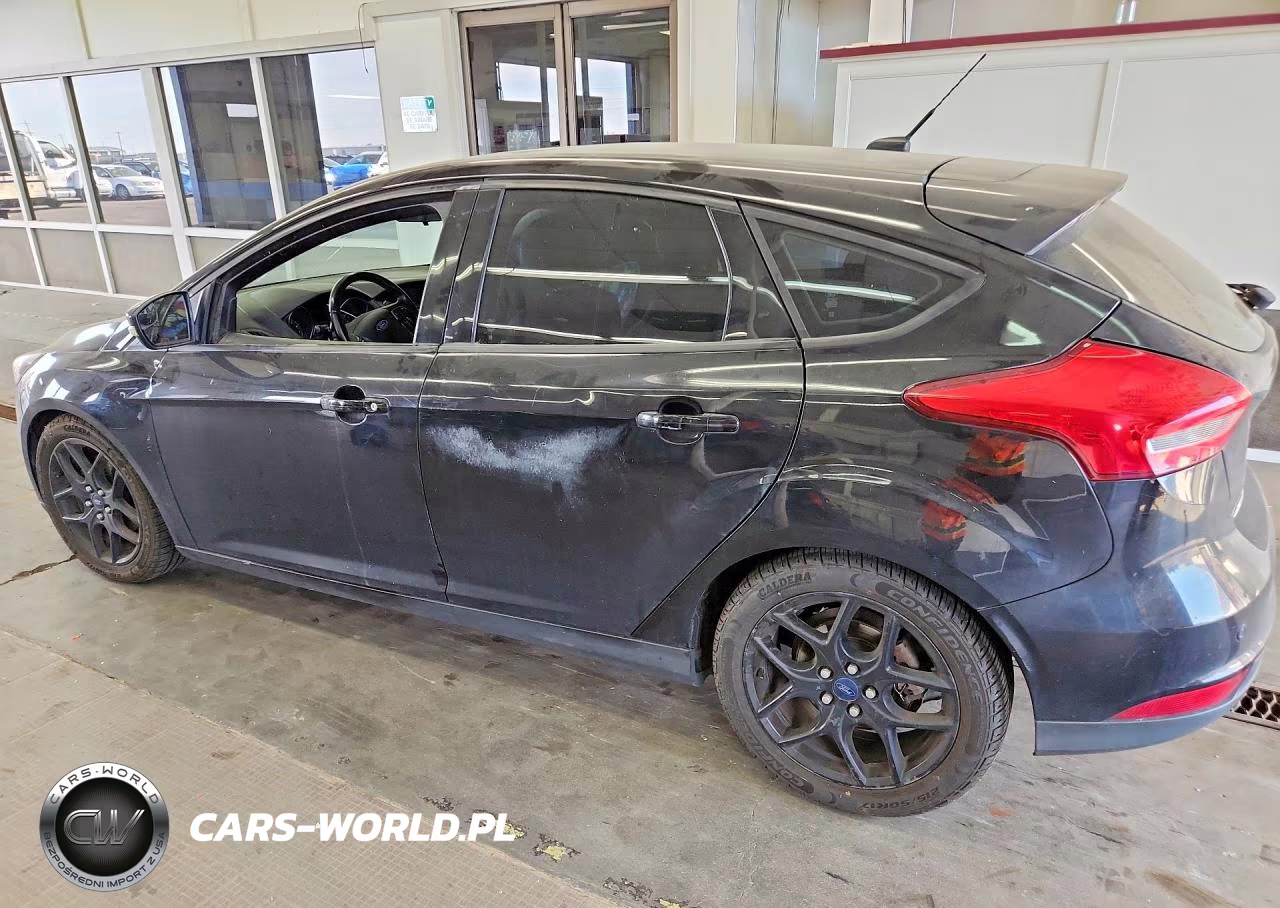2016 Ford Focus Se VIN:1FADP3K26GL238883 - 2