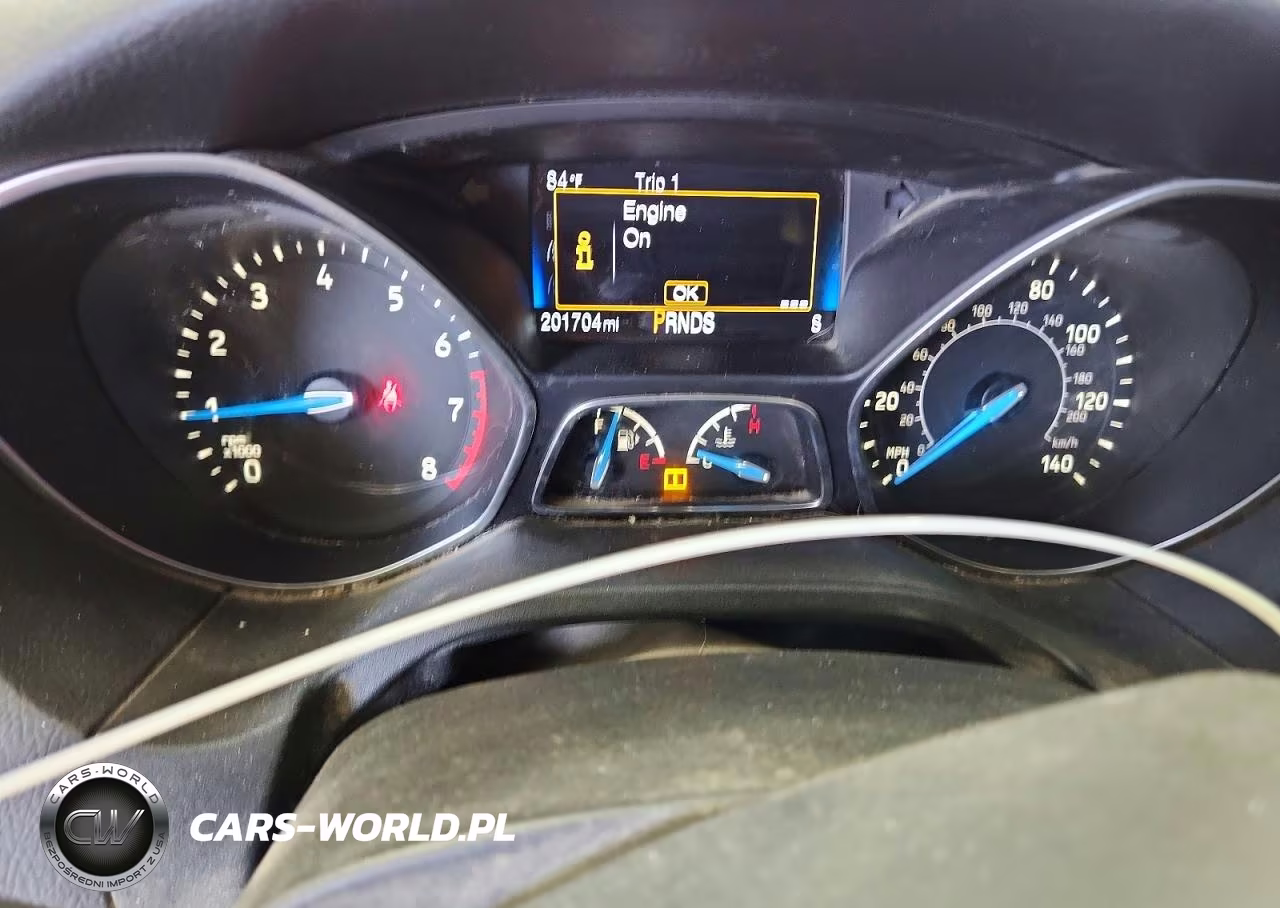 2016 Ford Focus Se VIN:1FADP3K26GL238883 - 9