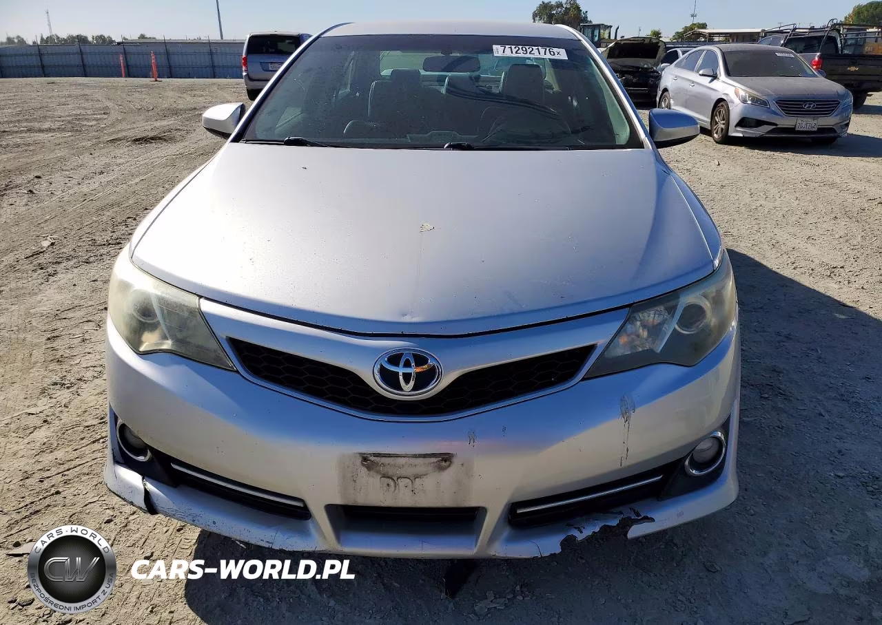 2014 Toyota Camry Se VIN:4T1BF1FK8EU774112 - 5