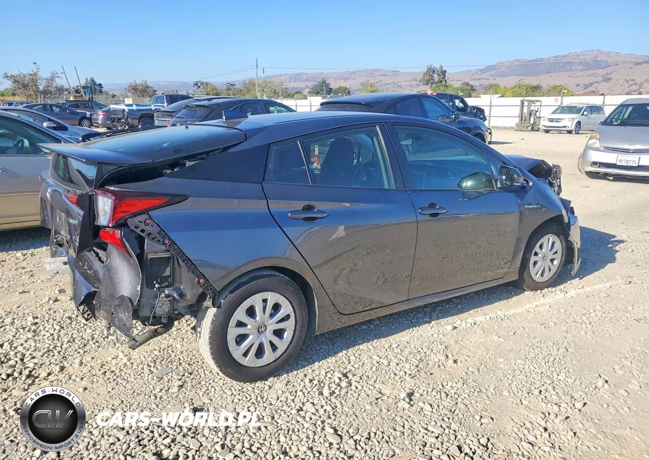 2022 Toyota Prius Le VIN:JTDKAMFU2N3153198 - 3